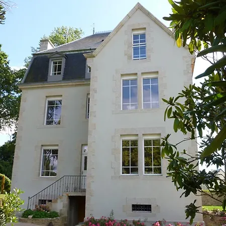 Pensionat Chateau Bily 2*